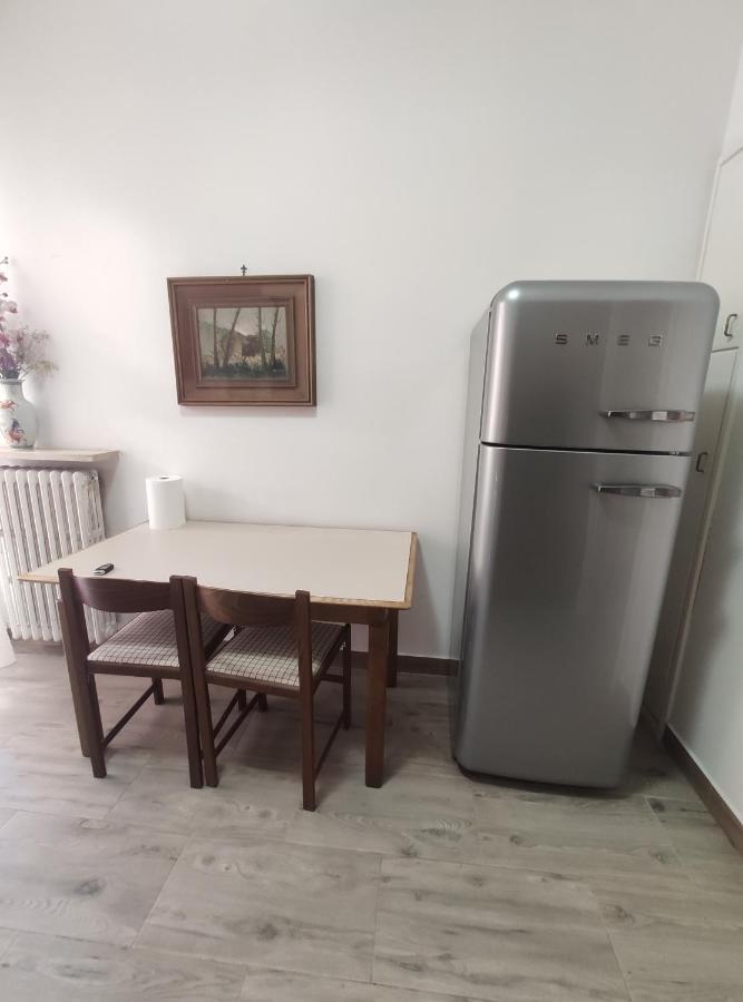 Appartamento C&Y Torelli 1 Новара Экстерьер фото